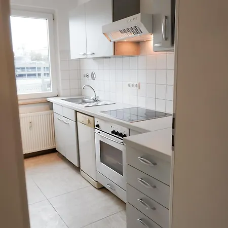 M House Do Mit Balkon & Self Check-in דירה *